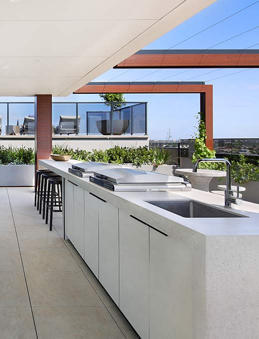 Pace of Abbotsford: Cabinex BBQ Kitchen for Rooftop Garden Terrace